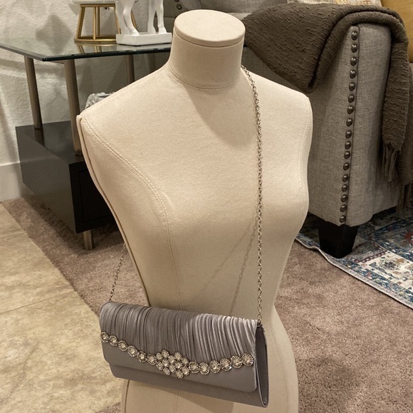 Evening satin clutch‎ - Picture 6 of 6